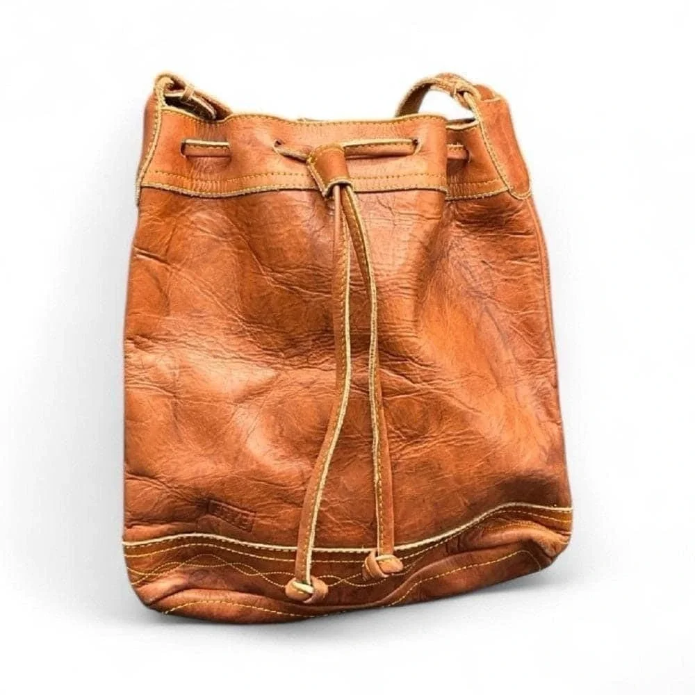 Rare Frye Vintage Cognac Leather Drawstring Bucket Bag Crossbody DB501 Mexico - Picture 2 of 15
